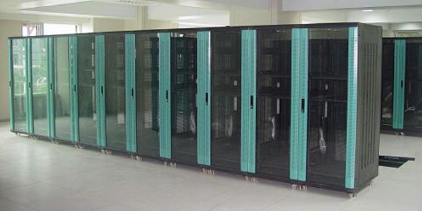 服務(wù)器機(jī)柜廠家揭密選擇服務(wù)器機(jī)柜的方式和標(biāo)準(zhǔn)