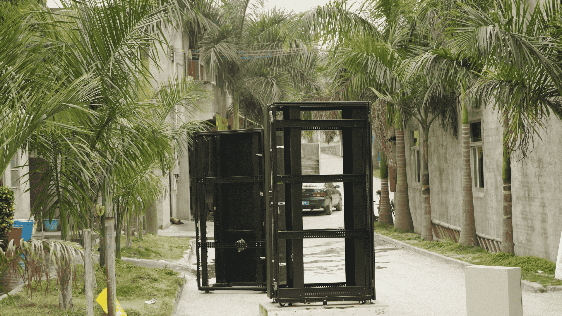 精致機柜-九折型材機柜技術(shù)參數(shù)